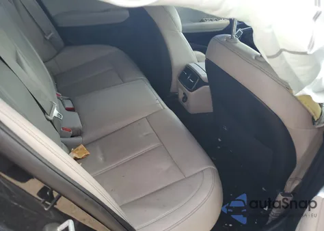 2020 Genesis G70 z USA, uszkodzony, nr VIN KMTG64LA4LU053324